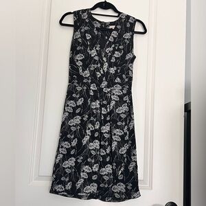 Banana Republic Black and White Floral Dress